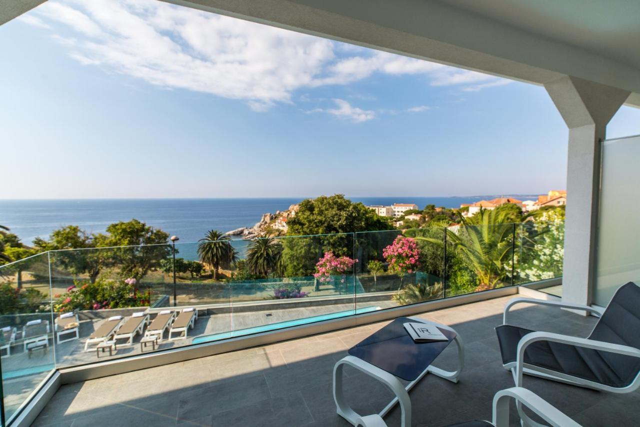 Hotel Villa R Кальві Екстер'єр фото